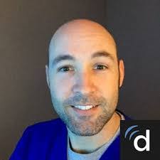 Derek Savells's Instagram, Twitter & Facebook