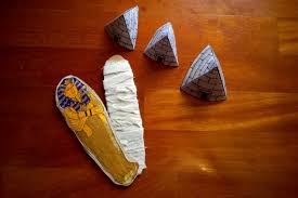 Nella sezione fai da te troverai una raccolta di articoli interamente dedicati al mondo del fai da te. Antico Egitto Per Bambini Mummia Fai Da Te La Luna Di Carta