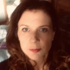 Martina Carr's Instagram, Twitter & Facebook