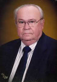 Kenneth Felix King, age 85, died at home Sunday, December 26, after a long  illness. He was born October 13, 1936, in Nashville, GA, to Leroy King and  Sara Rebecca Lott King