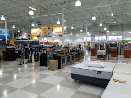 The Inside Of The Hhgregg Electronics Store At The Deptford Landing Shopping Center Along Clements Brid Going Out Of Business Shopping Center Electronics Store