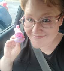 We had an absolutely quacking time bringing these to life — proof that  sometimes you just have to go a little quackers with your theme! 🦆🎈  Rubber Duck Table-Top Balloons A huge