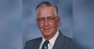 Clifford Teets's Instagram, Twitter & Facebook