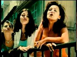Tarkan Simarik Kiss Kiss Official Sarki Sozu Lyrics Youtube