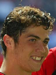 After playing for sir alex ferguson at man utd, the young ronaldo's forehead developed a alex karidis: Cristiano Ronaldo Young Vs Now