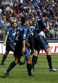 Di quel giorno del 2002 vi sono due immagini simbolo. Il 5 Maggio Dell Inter Il Post