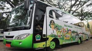 Cerita ada cinta di bis kota bandung. Pelajar Malang Minta Jadwal Bus Sekolah Teratur Halaman 3 Surya