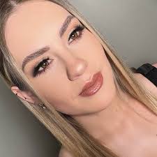 Karla Ponce's Instagram, Twitter & Facebook