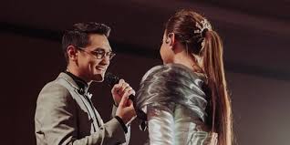 Rossa #afgan #kamuyangkutunggu rossa feat. 5 Potret Mesra Afgan Dan Rossa Dalam Konser Tegar 2 0 Di Bandung Merdeka Com