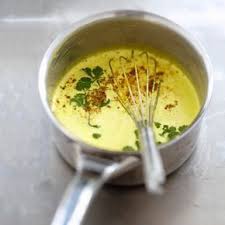Sauce Curry Echalote 4 C A S De Creme Epaisse 2 Echalotes 20 G De Beurre 10 Cl De Vin Blanc 1 C A S De Recettes De Cuisine Recette Sauce Au Curry