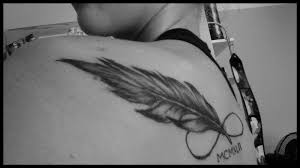 Le Tatouage Infini Plume Une Force D Appartenance