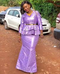 Wax print model number : Bamako Malianwomenarebeautiful Maliansarebeautiful Maliansareelegant Dimancheabamako Mussoro Latest African Fashion Dresses African Fashion African Dress