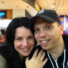 Cristina Kerr and Nicholas Colacci's Wedding Registry