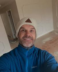 Happy new year from my new home. As you can see, I am starting 2025 with a  massive new project and I can't wait to share the progress with you. I wish