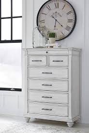 Dresser, mirror & queen panel bed with storage. Kanwyn Storage Bedroom Set Benchcraft 4 Reviews Furniture Cart
