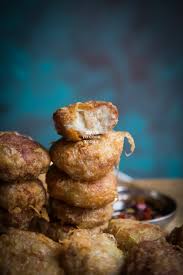 Cara membuat donat kentang mengembang sempurna juga dipengaruhi oleh proses menggoreng. Indonesian Perkedel Kentang Bergedil Begedil