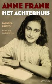 De Genre Is Autobiografie Want Het Boek Gaat Over Het Leven Van Anne Frank Het Geeft Goed Weer Hoe Het In De Tweede Werelo In 2020 Anne Frank Klassieke Boeken Boeken