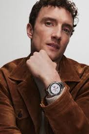 Klocka: Upptäck 10 William-watch-idéer på denna Pinterest-anslagstavla