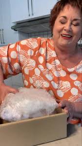 Hallo almal. Wat doen julle om besig te bly? Groetnis. 👋🏻🥰