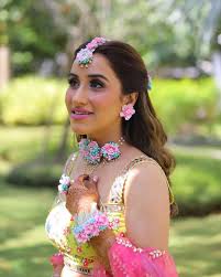 Lime Green Mirror Work Mehendi Lehenga Floral Bridal Hair Accessories Flower Jewellery For Mehndi Bridal Hair Accessories