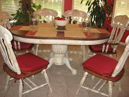 Pin By Janet Gillespie On Gigi S Favorite Things Painted Dining Room Table Dining Room Table Chalk Paint Dining Room Table