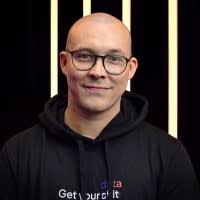 100+ profilů „Plachý“