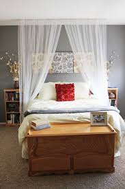 Rosy Red Buttons Tutorial Tuesday Canopy Bed Diy Home Bedroom Home