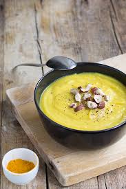 Pulite e lavate le zucchine; Crema Di Patate E Porri Alla Curcuma Le Mie Ricette Con E Senza