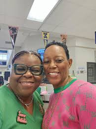 Dr-Neisa Ivy Jenkins (@iamb2nrj) • Instagram photos and videos