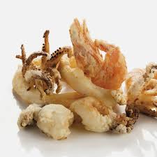 Sono molto comuni le varianti che comprendono anche cozze e vongole. Fritto Misto Marepiu Produzione Pesce Surgelato