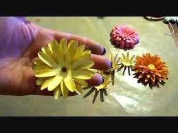 I Followed The Instructions From This Video And Was Able To Make Beautiful Daisy Flowers Julie Waters H Handmade Flowers Fabric Handmade Flowers Paper Flowers