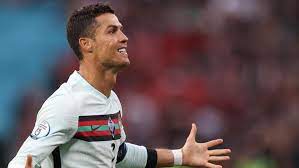 Déjà auteur de son 4ème but dans cette coupe du monde 2018, cristiano ronaldo en a profité pour inscrire un peu plus son nom dans l'histoire du en effet, en portant son total à 85 buts inscrits sous le maillot du portugal, le natif de funchal est devenu ce mercredi le 2ème meilleur buteur de. Cristiano Ronaldo Devient Le Meilleur Buteur De L Histoire De L Euro Videos Le Soir