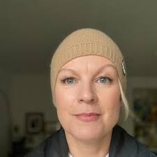 When Someone You Love Has a Chronic Illness: Hope and Help for Those  Providing Support: McClintock Greenberg, Tamara, Greenberg, Tamara  McClintock: 9781599559391: Books