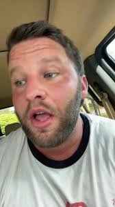 Dustin Simms's Instagram, Twitter & Facebook