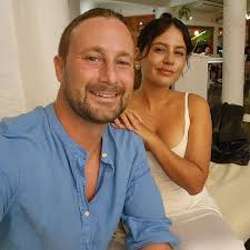 We're Sending Endless Love Your Way And Can't Wait To Receive Yours! Watch  For A Sea Of Red ♥️ Hearts—Let's Shine With Love Together🌟