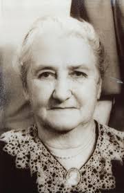 Magdalena Elizabeth Leonora (de Villiers) Roux (1870-1965)