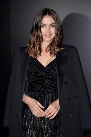 Que ana de armas está imparable desde que nos sorprendió a todos en 'blade runner 2019' es un hecho. Everything About Ana De Armas Bond Girl And Actress Ben Affleck S Rumored Love Interest