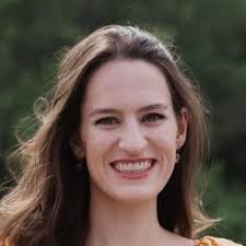 Amazon.com: Eight Nights of Flirting: 9780593349755: Reynolds, Hannah: Books