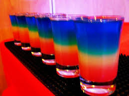 Rainbow Shots Blue Curacao Vodka Pineapple Juice Grenadine Rainbow Shots Shot Recipes Mobile Bar