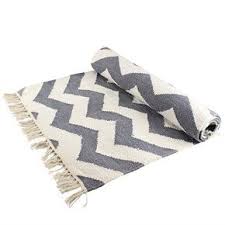 Teppich Grau Weiss Zick Zack Muster 60 X 140 Cm Amazon De Kuche Haushalt Teppich Teppich Grau Teppichmuster