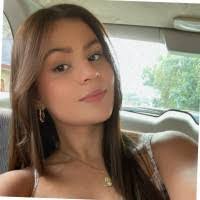 Amanda Oviedo's Instagram, Twitter & Facebook