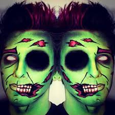 Pop art bright cartoon style zombie with an exposed brain made with cling wrap. 17 Pop Art Zombie Makeup Inspiration Ideas Pop Art Zombie Pop Art Zombie