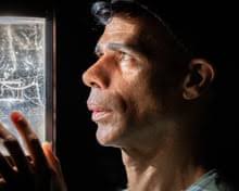 Bacterium restores glue-hidden fresco