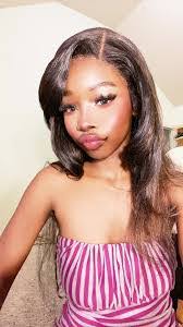 Kyra Gray's Instagram, Twitter & Facebook