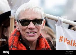 Annie hi-res stock photography and images