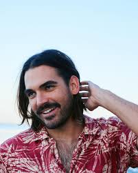 One month back in Nashville. Preparing myself for darker days and colder  nights. Grateful to be becoming a person open to seeking beauty in them.  This outtake goes in front cuz it