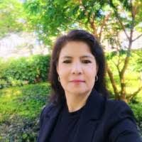 Elsa Acuna's Instagram, Twitter & Facebook