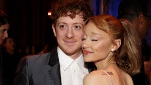 Ariana Grande and Ethan Slater: A Complete Timeline of Their Relationship