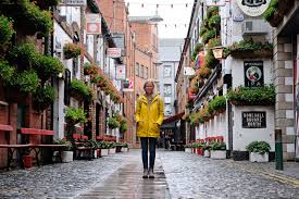 Belfast, northern ireland's capital, is the birthplace of the rms titanic and was known as a major from literary hero, c.s lewis to sporting legend george best, belfast is a city steeped in a variety of. Belfast Mit Kindern 10 Tipps Fur Den Coolen Nordirischen Underdog Planet Hibbel