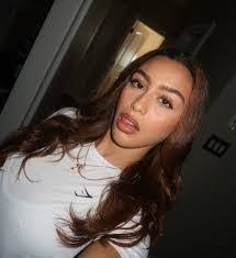 Bianca Aviles's Instagram, Twitter & Facebook